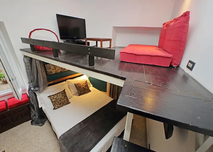 Apartment Charming Nest Steps From The Vatican *