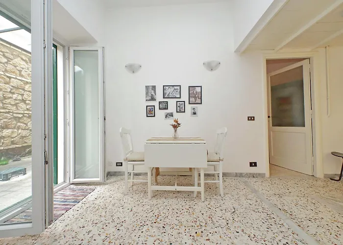 Apartment Charming Nest Steps From The Vatican