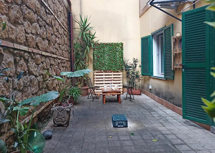 Charming Nest Steps From The Vatican Apartment