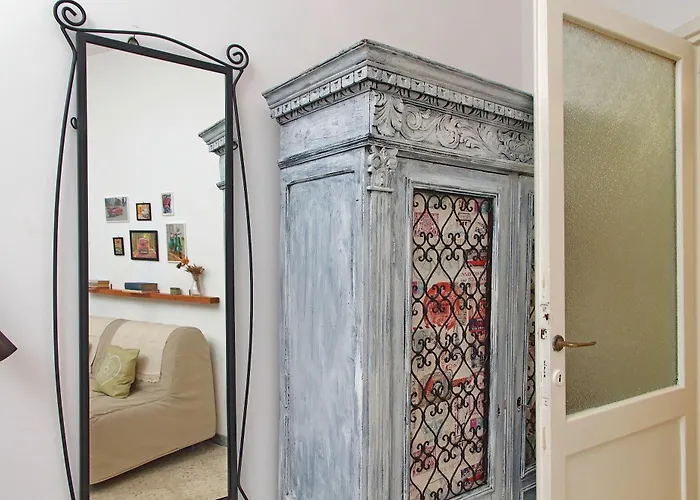 Charming Nest Steps From The Vatican Apartment