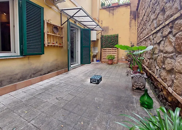 Charming Nest Steps From The Vatican Apartment Rom