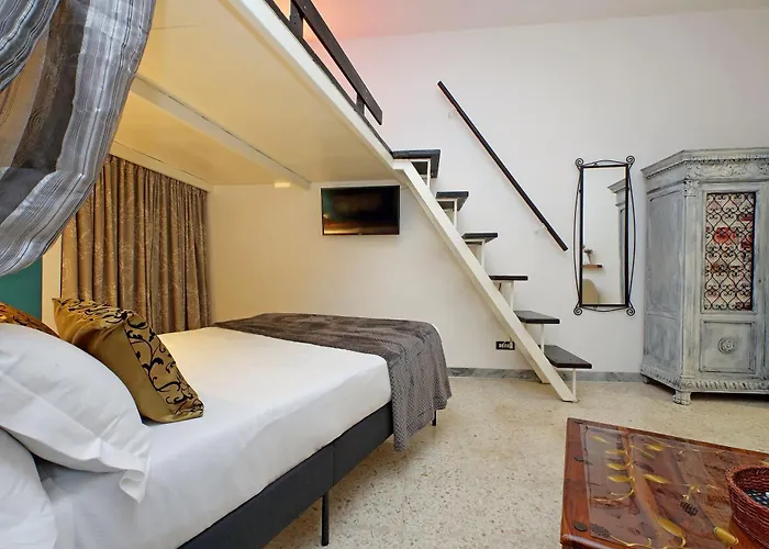 Charming Nest Steps From The Vatican Apartment