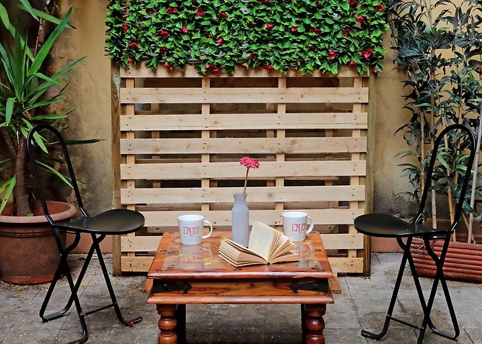Charming Nest Steps From The Vatican Apartment