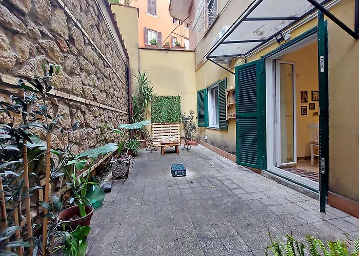 Apartment Charming Nest Steps From The Vatican